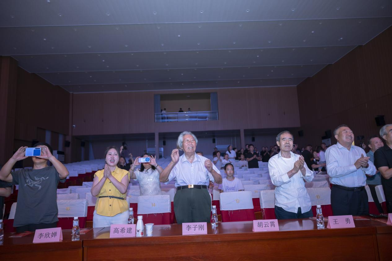 81e6622baeae8dbd61af3c7bafef8f0