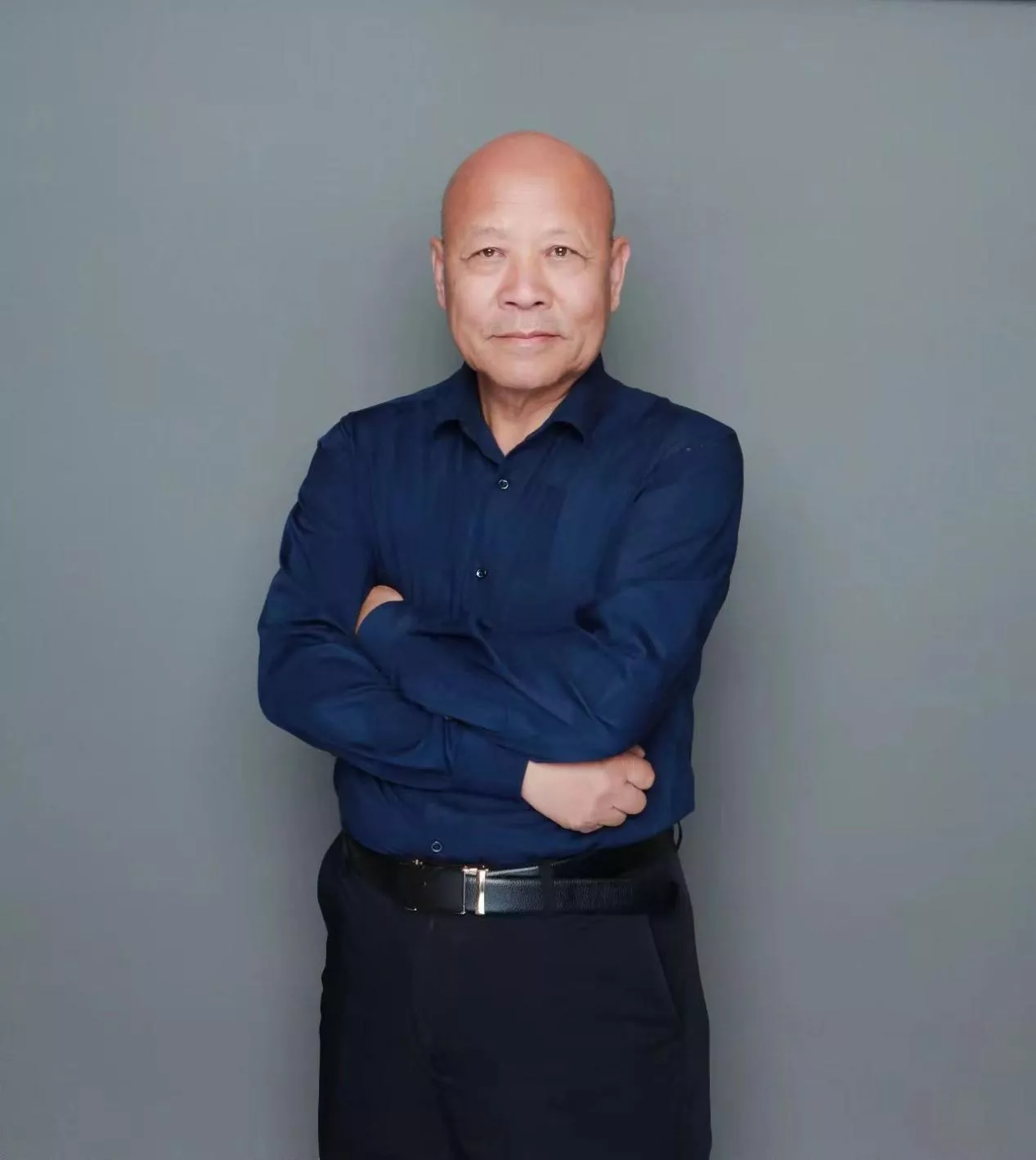 中国艺术家栏目：中国书法艺术名人工作室--刘春发作品欣赏- CCTV《中国艺术家》栏目组-主页